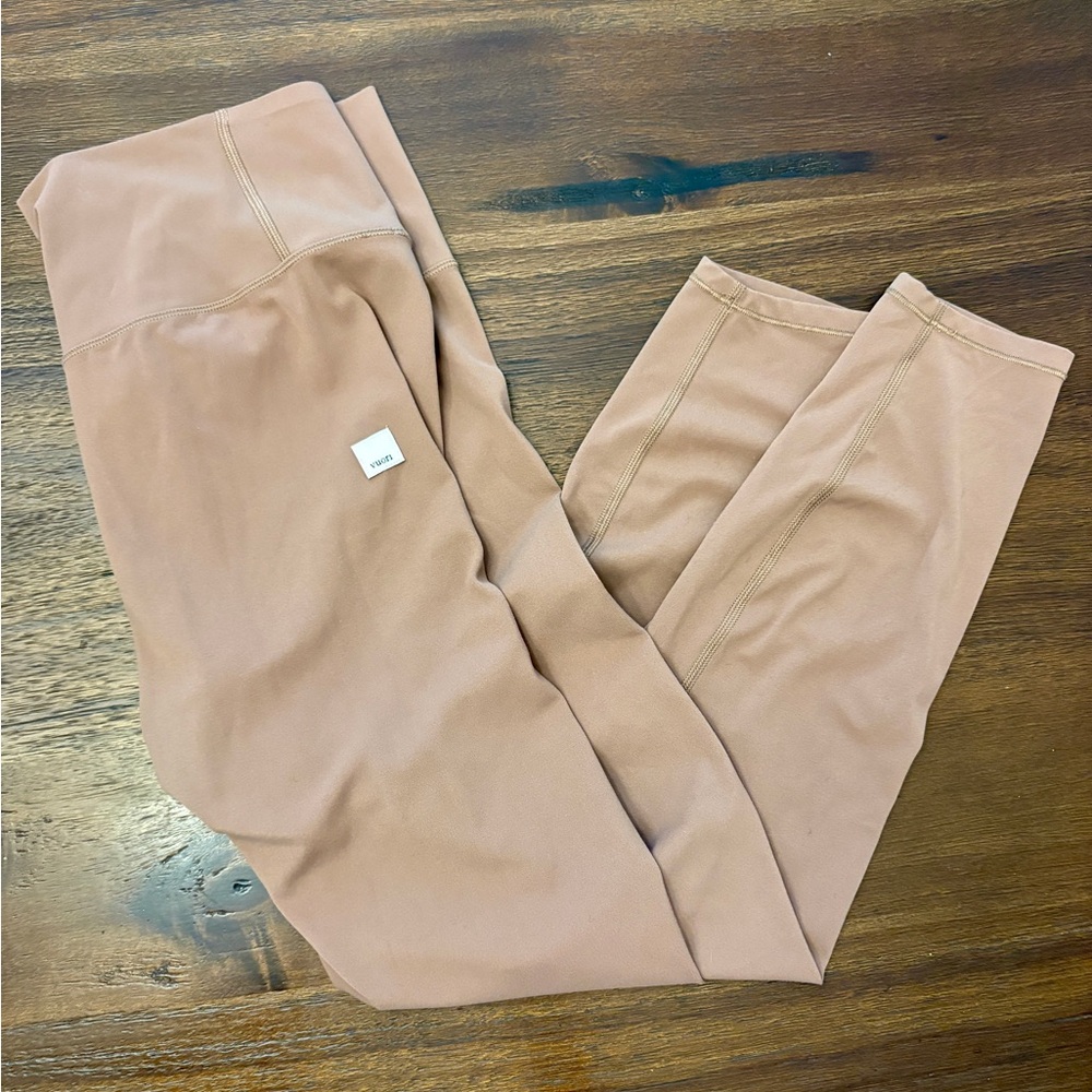 Vuori High-Waist Leggings in Dusty Rose
